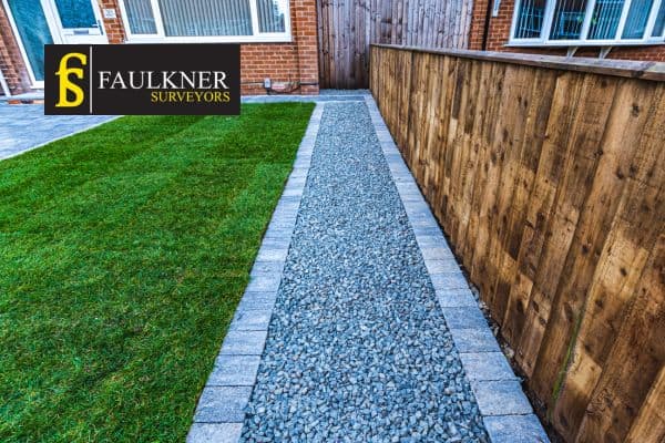 Can my Neighbour attach a fence to my wall? 3 Property Boundaries and the Basics of Land Boundaries Basildon