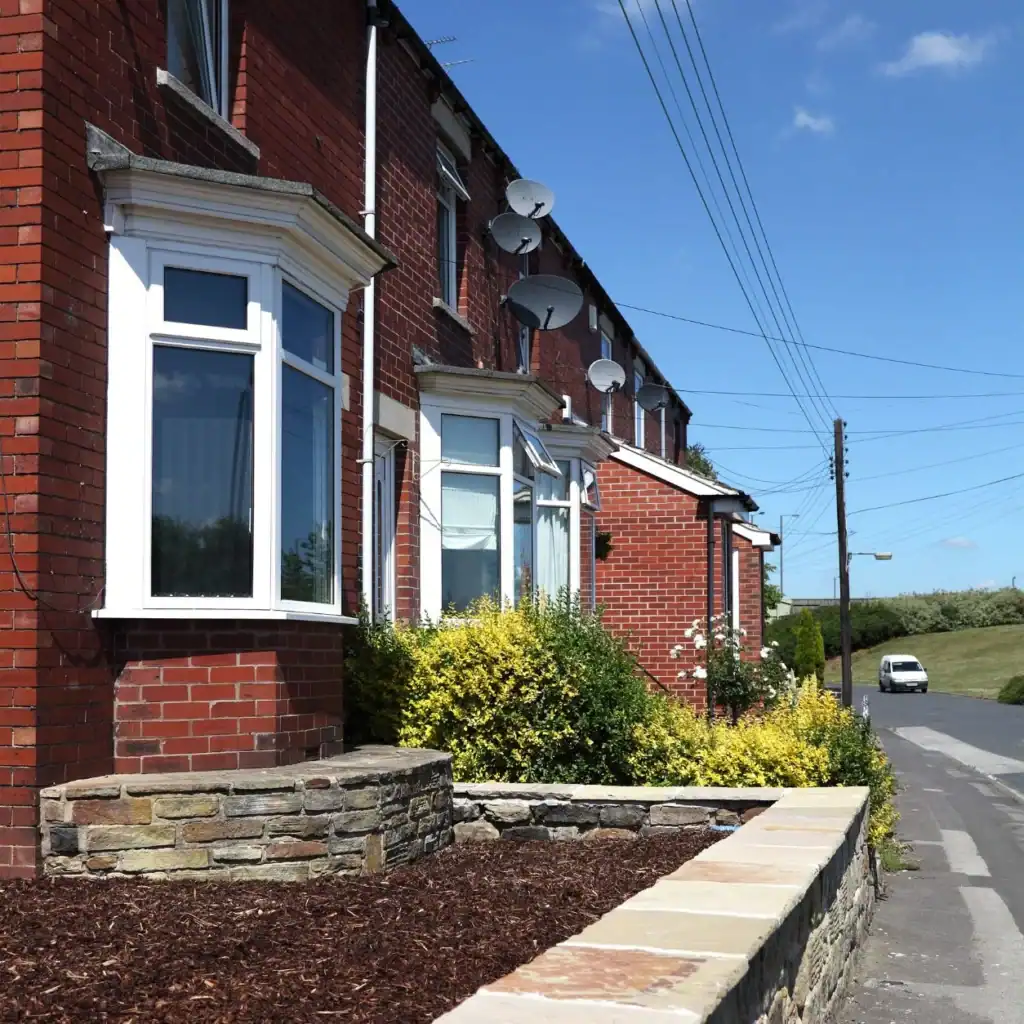 Can a Neighbour Remove Survey Stakes? 3 Min Critical Guide to Avoid Legal Issues 2 Faulkner Party Wall Surveyors Basildon : Can My Neighbour Remove Survey Skates